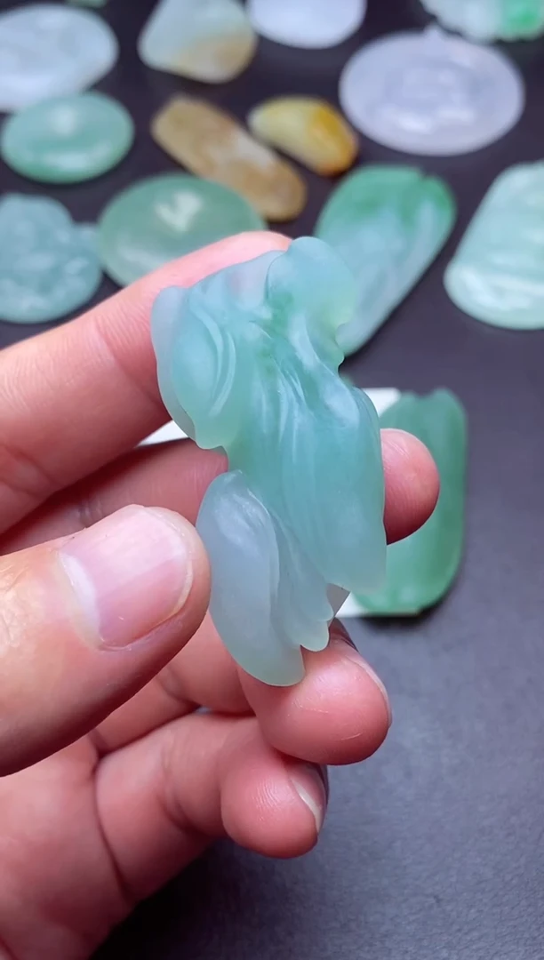 未镶嵌定制翡翠小****碰a货翡翠