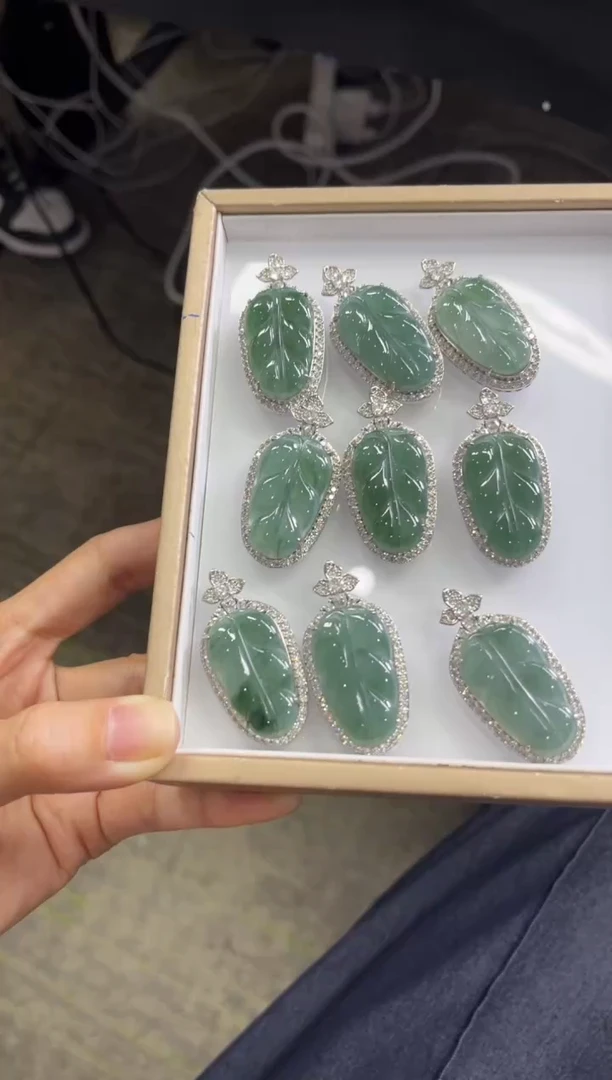 颈饰未镶嵌翡翠W214/多样性发一件/配绳子