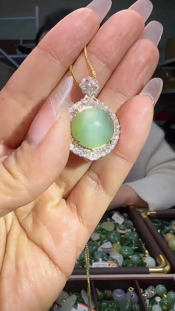 颈饰银S925镶嵌和田玉（多样性发货.发其一)12.15.75