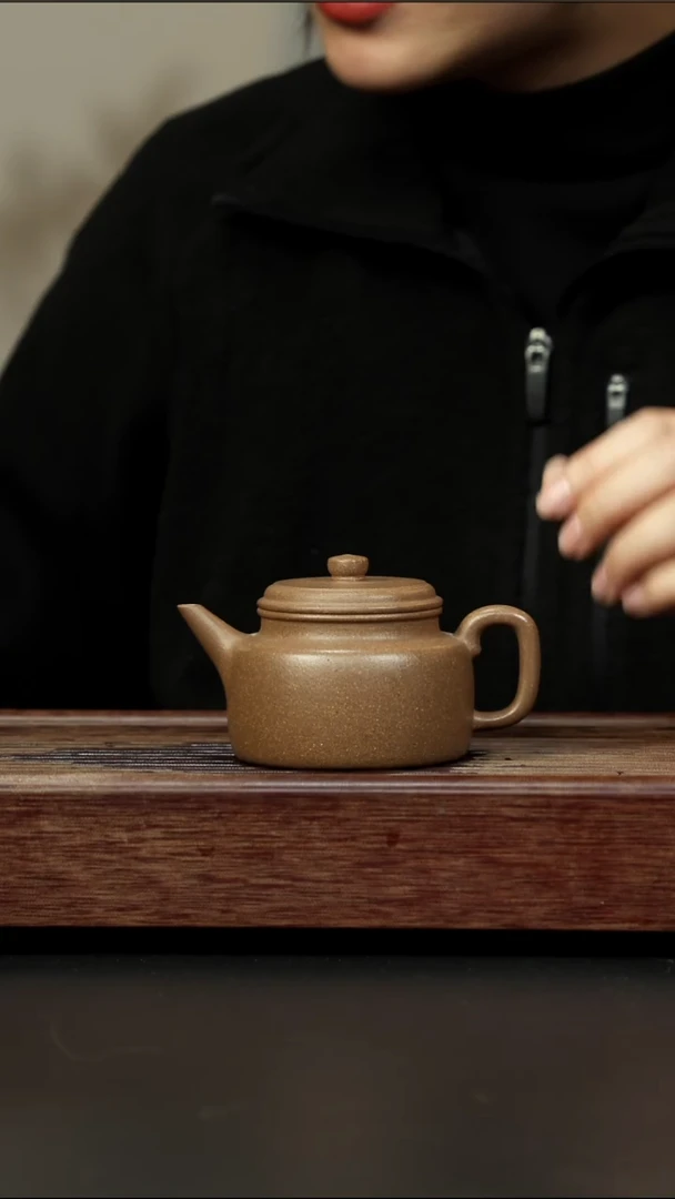 茶壶紫砂芝麻绿 剑流德钟