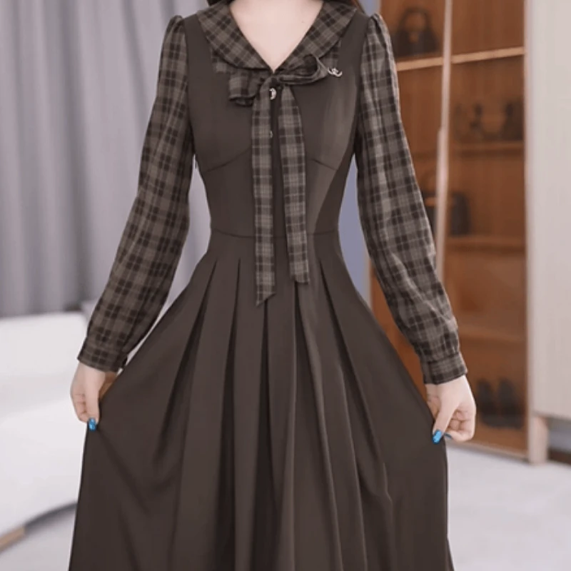 A681【连衣裙】2025早秋新款时尚高端通勤修身显瘦减龄格纹连衣裙