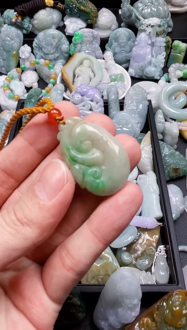 翡翠未镶嵌颈饰天然翡翠a货