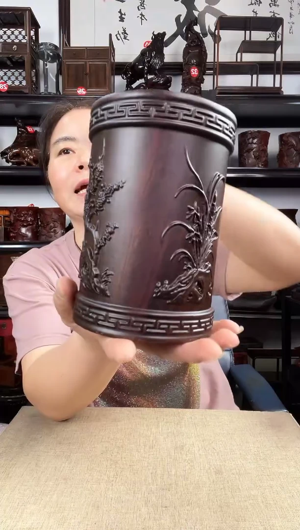 木梅兰竹菊笔筒老李红木工艺品