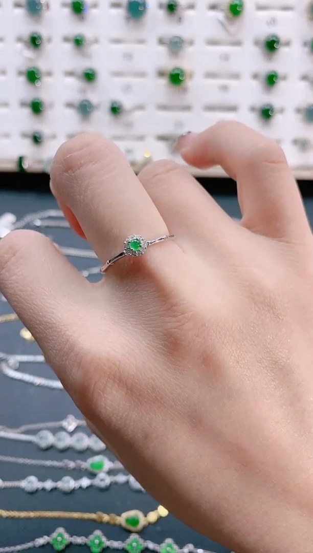 【闪购商品】翡翠戒指银S925镶嵌天然翡翠