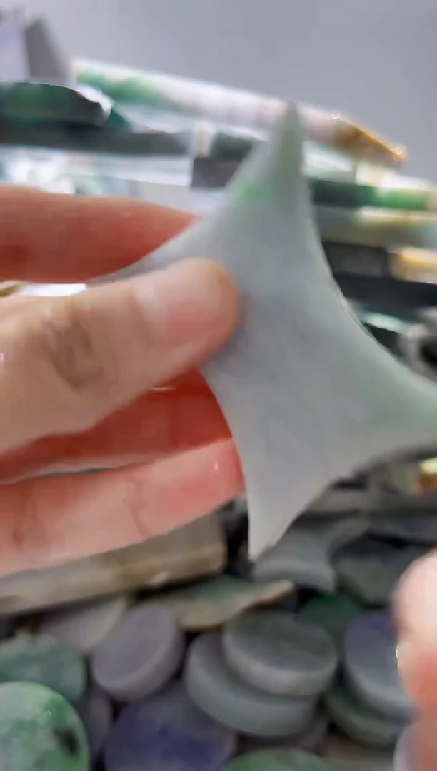 翡翠裸石缅甸翡翠A货柠8043
