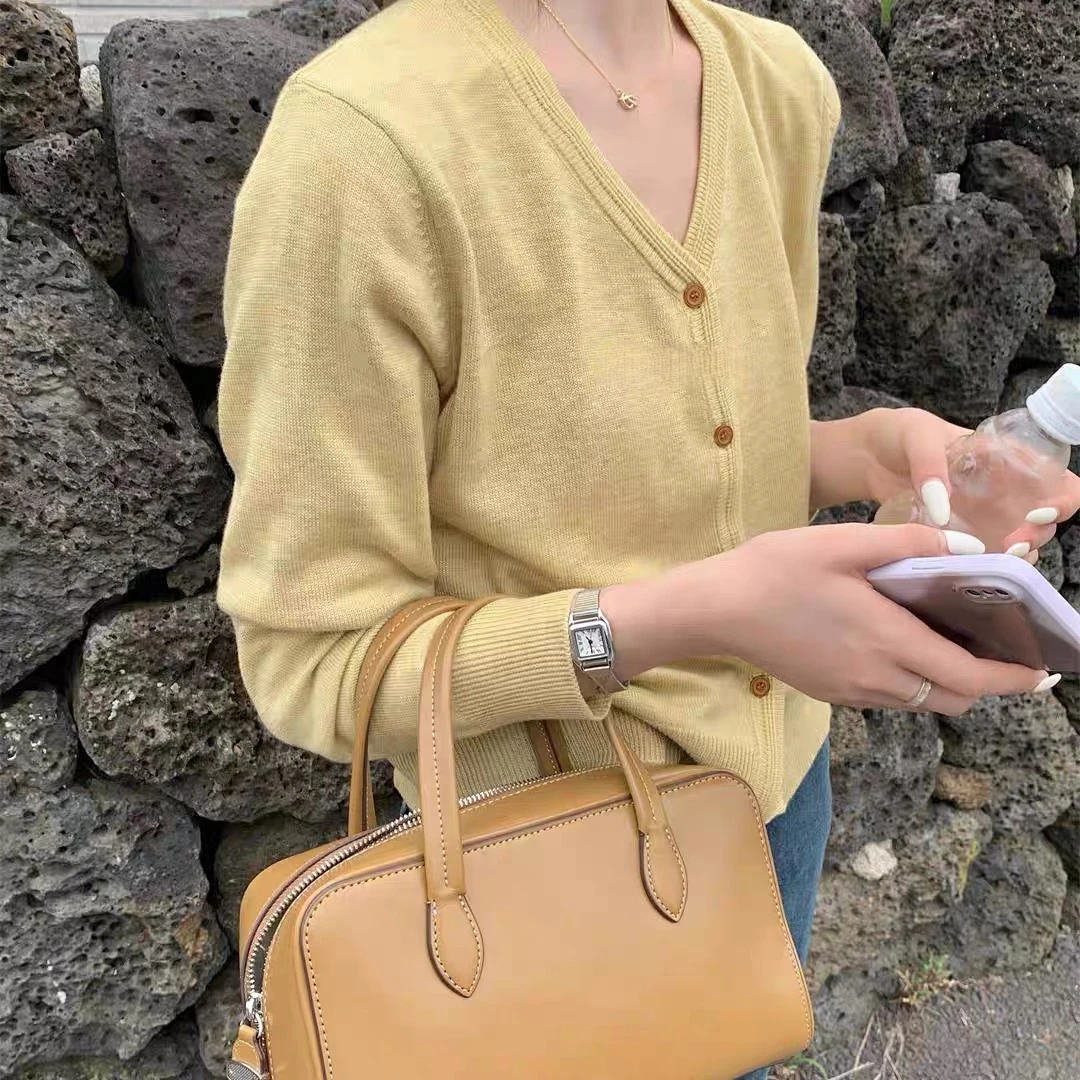 宽松型长袖V领春季秋季毛针织衫简约针织纯色百搭开衫短款外披