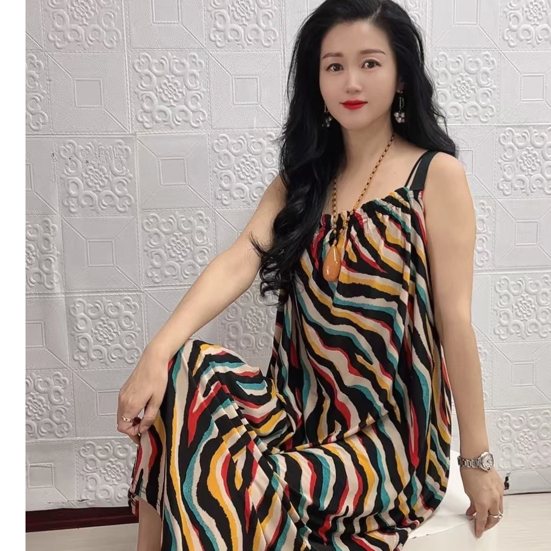 女人花8015洋气时尚气质宽吊带薄款弹力女士碎花无袖宽松家居裙