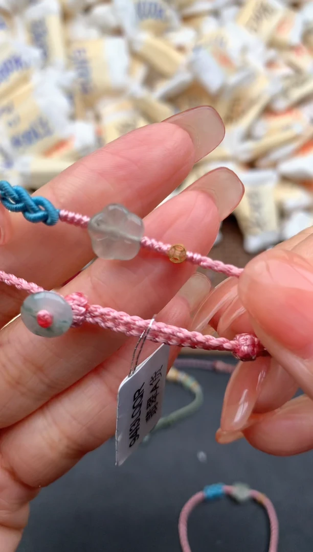 未镶嵌挂件翡翠多样性发货（发一个）