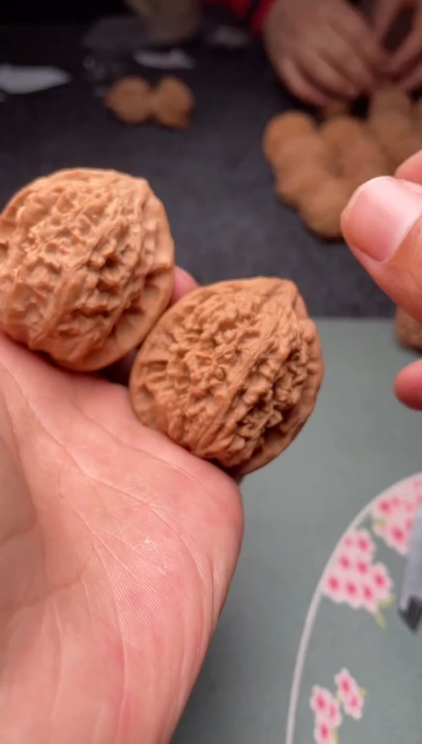 把件文玩核桃a268    牡丹  42尺