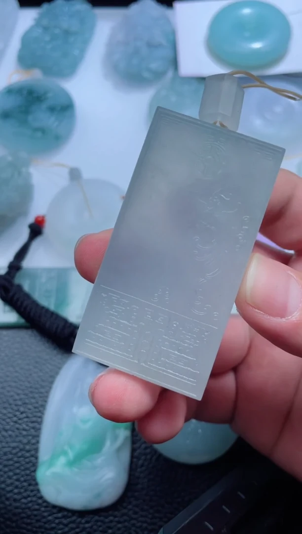 未镶嵌定制翡翠你***、老六珠宝严选