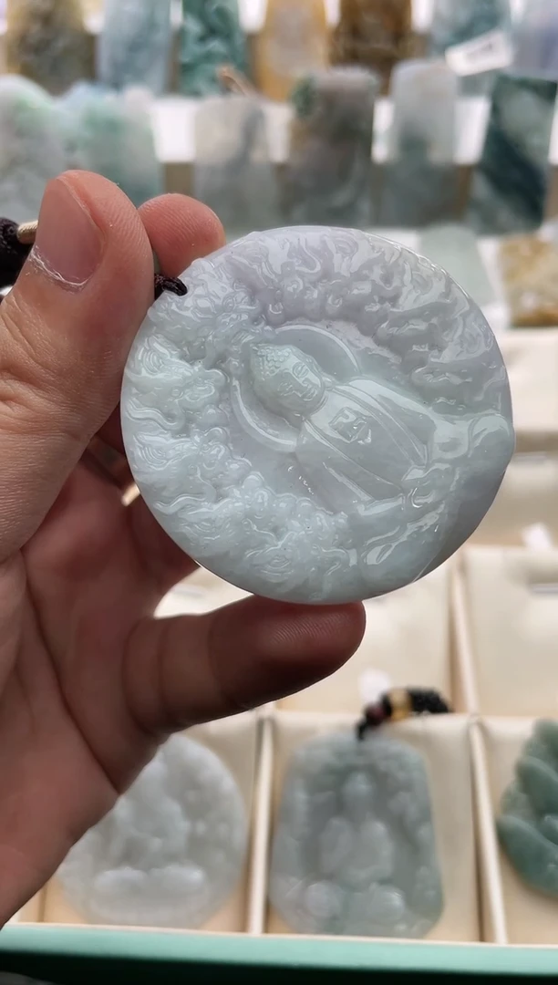 【闪购商品】翡翠颈饰未镶嵌..../1/18/ 90