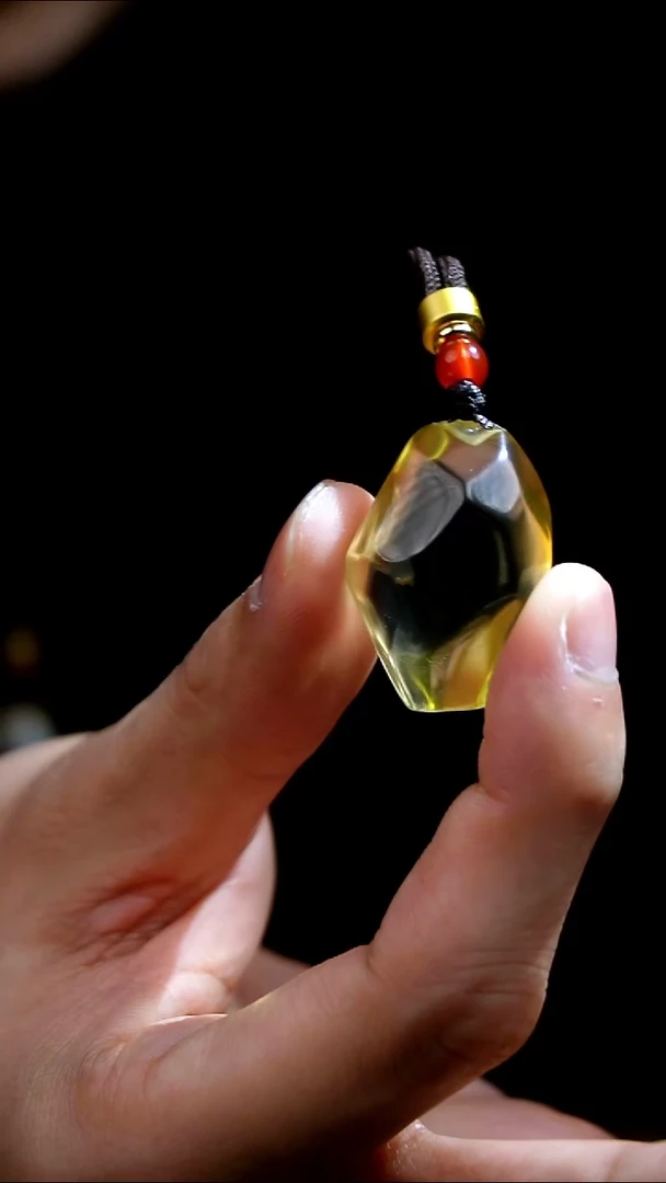 吊坠(赠链)未镶嵌水晶水晶