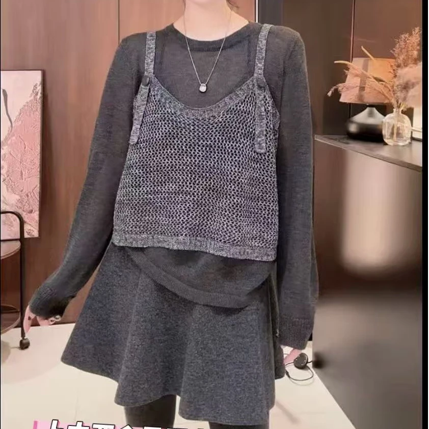 （琳琳家）新款高级感圆领针织背心拼接宽松假两件长袖小衫