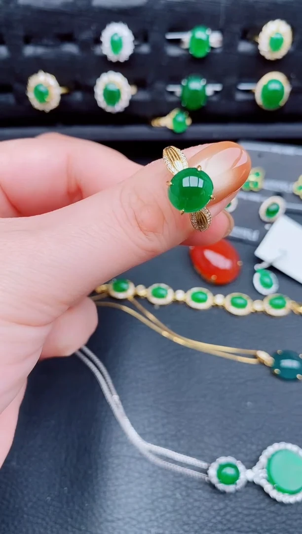 【闪购商品】翡翠戒指银S925镶嵌天然a货翡翠414