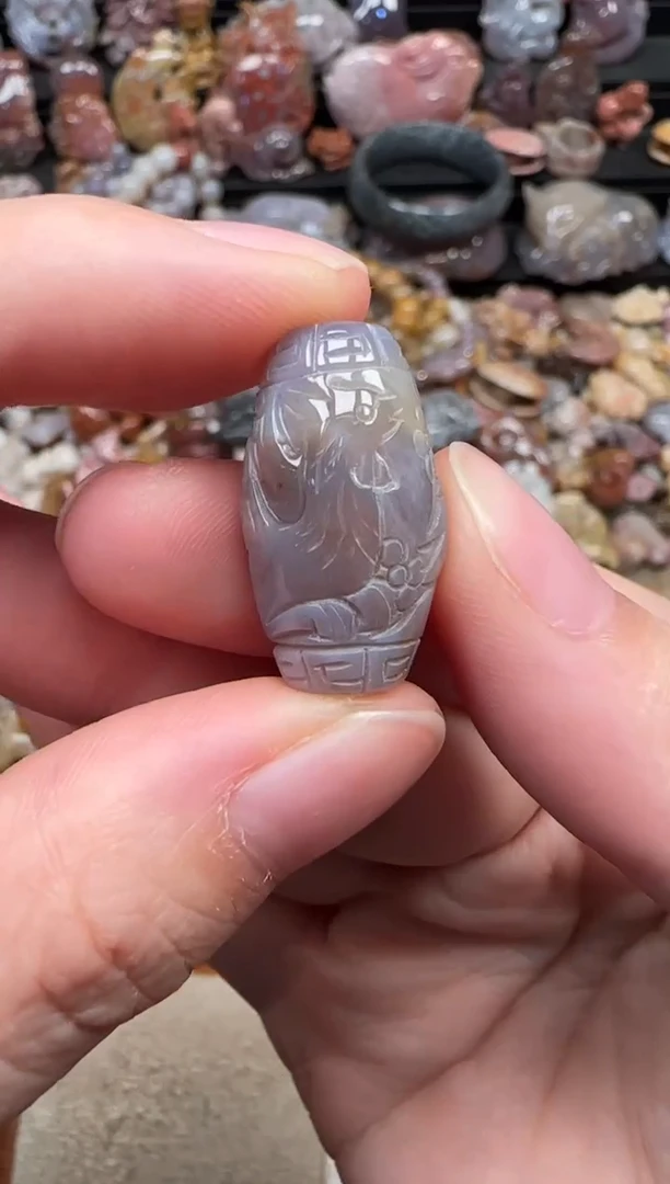 颈饰未镶嵌硅化珊瑚（珊瑚玉）856