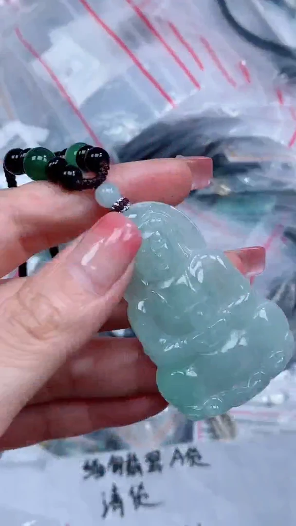 翡翠未镶嵌颈饰吊坠