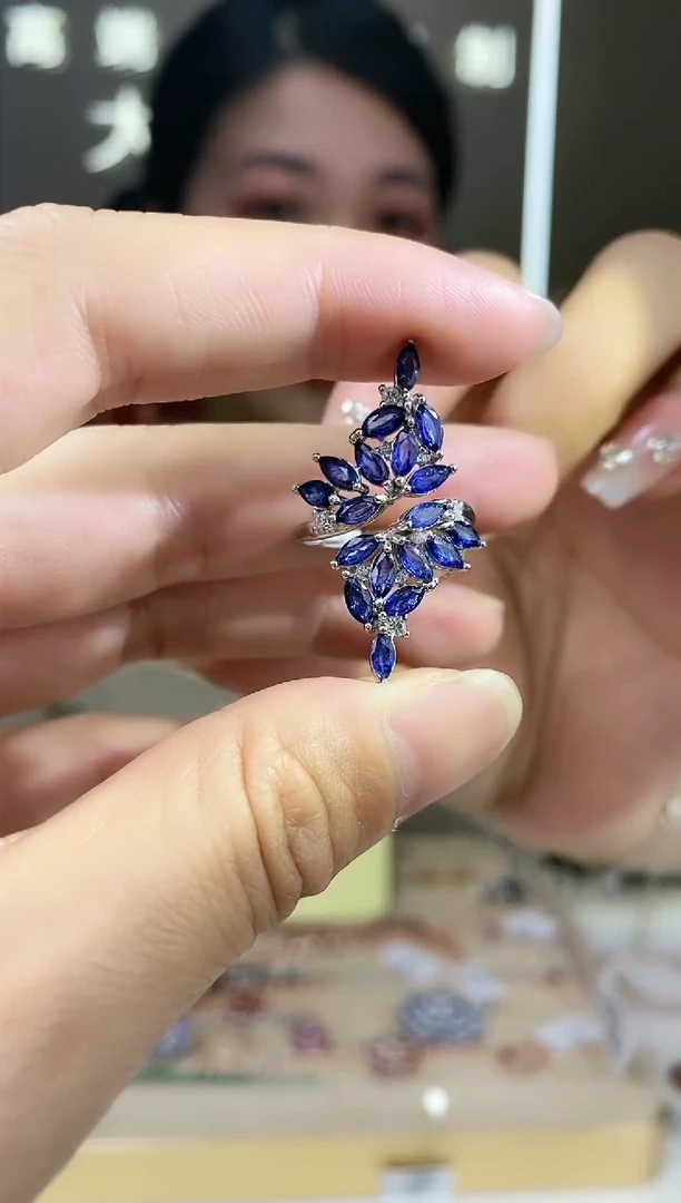 【闪购商品】蓝宝石手饰银S925镶嵌手饰