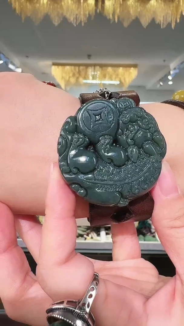 颈饰未镶嵌和田玉手牌