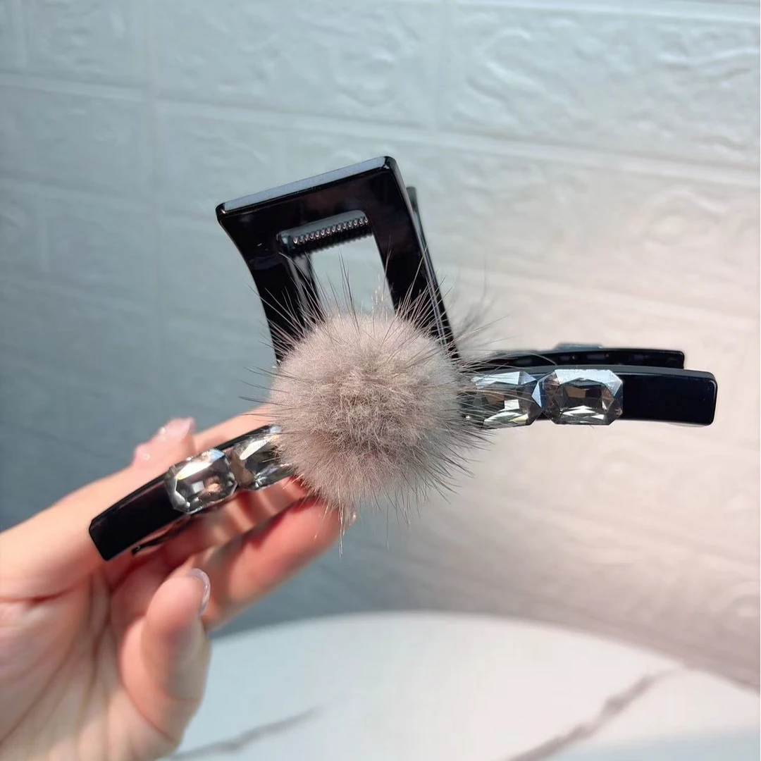 韩系水貂毛球发抓女高级轻奢后脑勺水钻鲨鱼夹