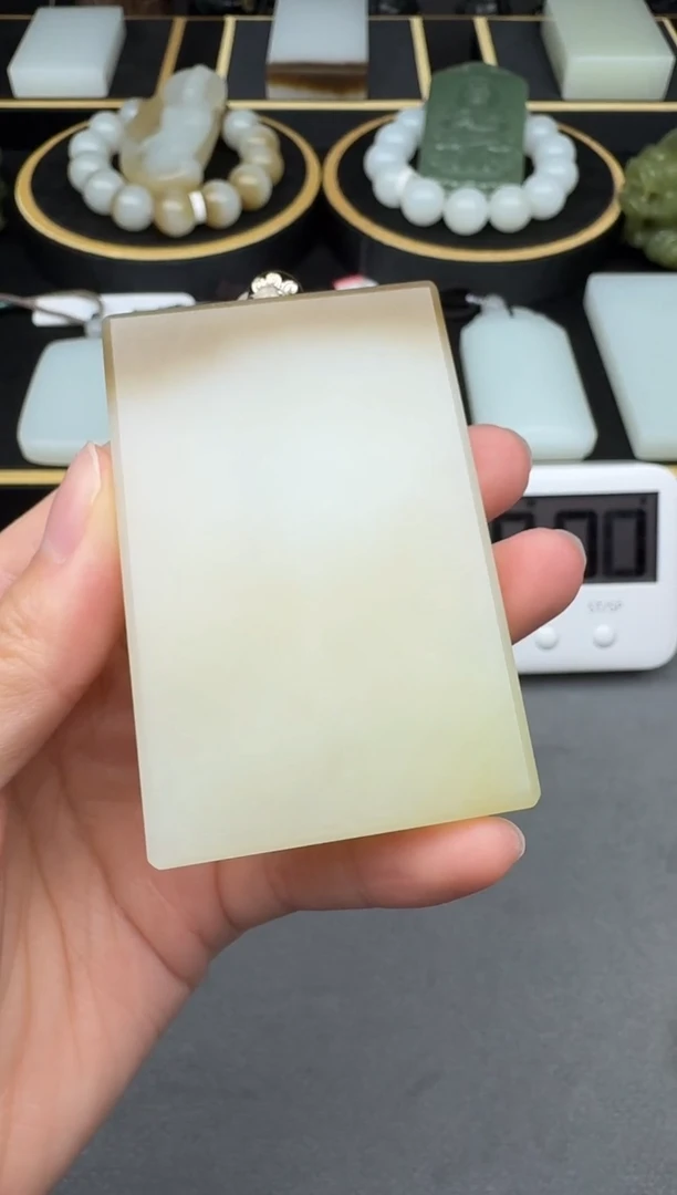 和田玉未镶嵌颈饰3