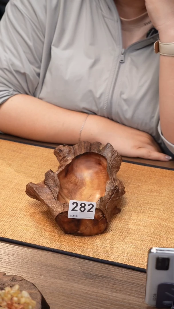 潇**雨282号云小屋紫柚木烟灰缸