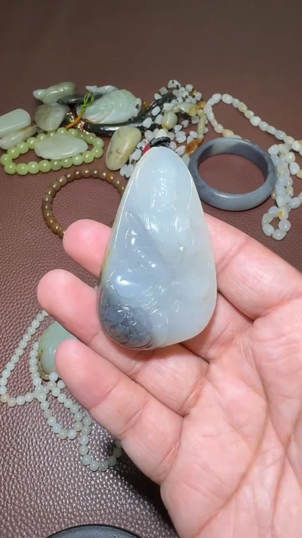 未镶嵌和田玉挂件和田玉