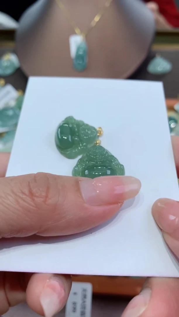【闪购商品】翡翠颈饰18K金镶嵌多样性发其一