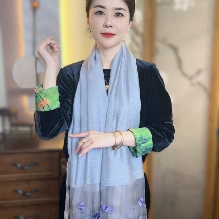 2025新款 刺绣款175*75左右桑蚕丝围巾百搭丝巾-【丝锦秋恋】灰色