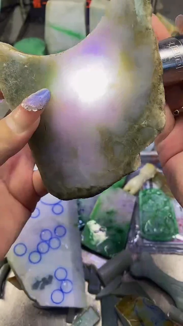 翡翠散珠未镶嵌天然面点翡翠A货328