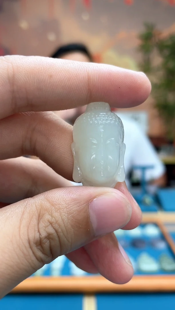 和田玉未镶嵌吊坠(不含链)卡32暖白佛头