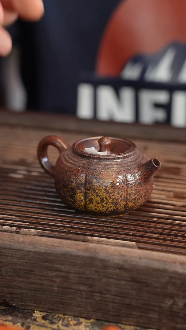 茶壶紫砂原矿手工制作
