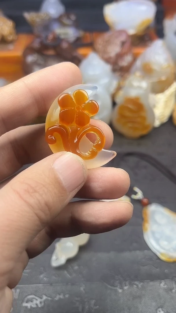 【闪购商品】玛瑙/玉髓吊坠未镶嵌1