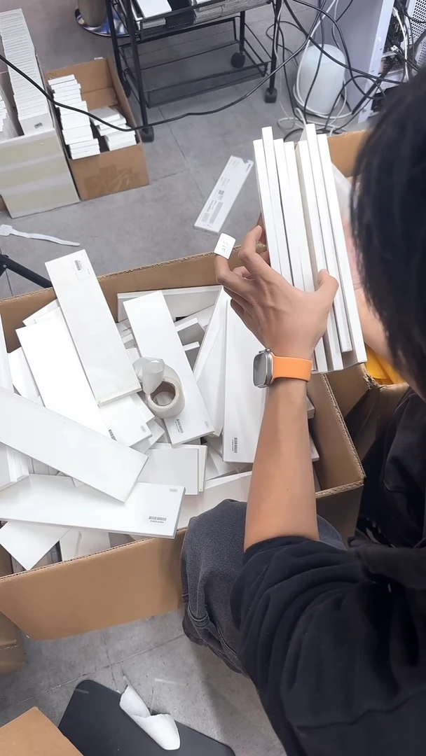 准新品F****y016号 大表盘 盲盒玩法 拆封不退！