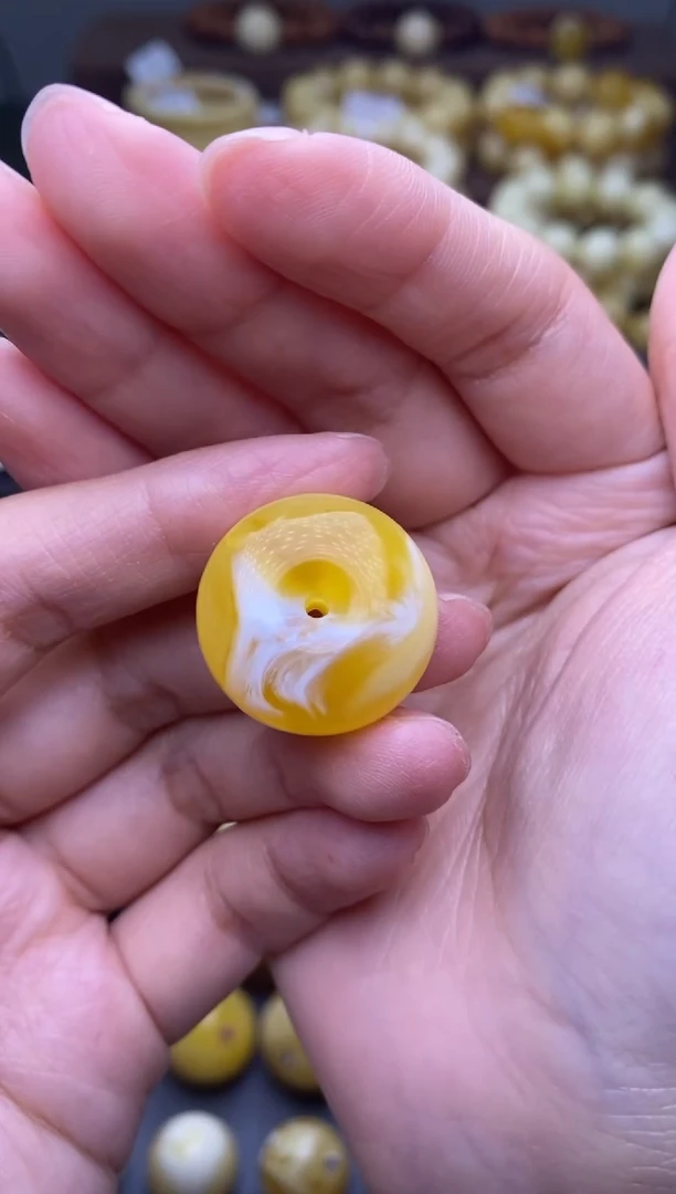 【闪购商品】琥珀裸石未镶嵌大小姐珠宝严选106