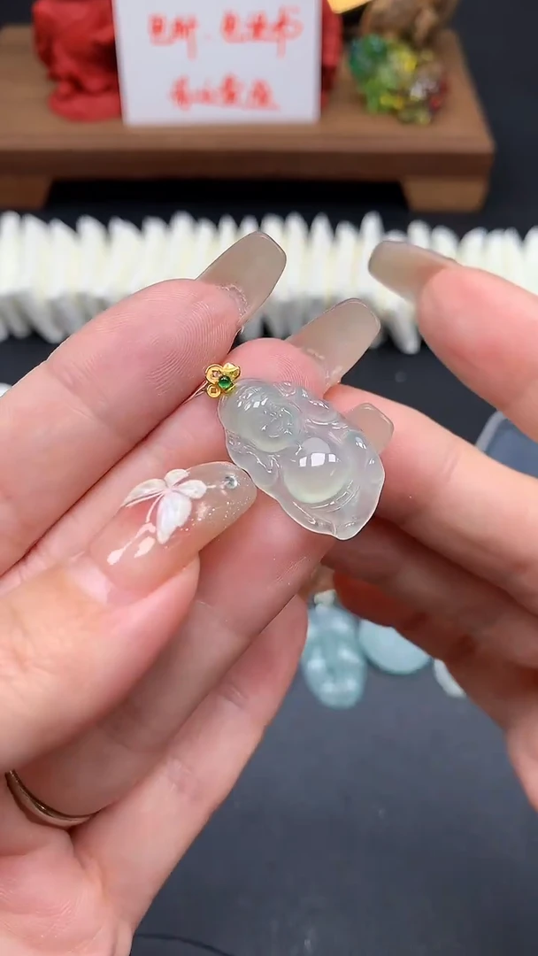 【闪购商品】翡翠吊坠(不含链)18K金镶嵌MS152831