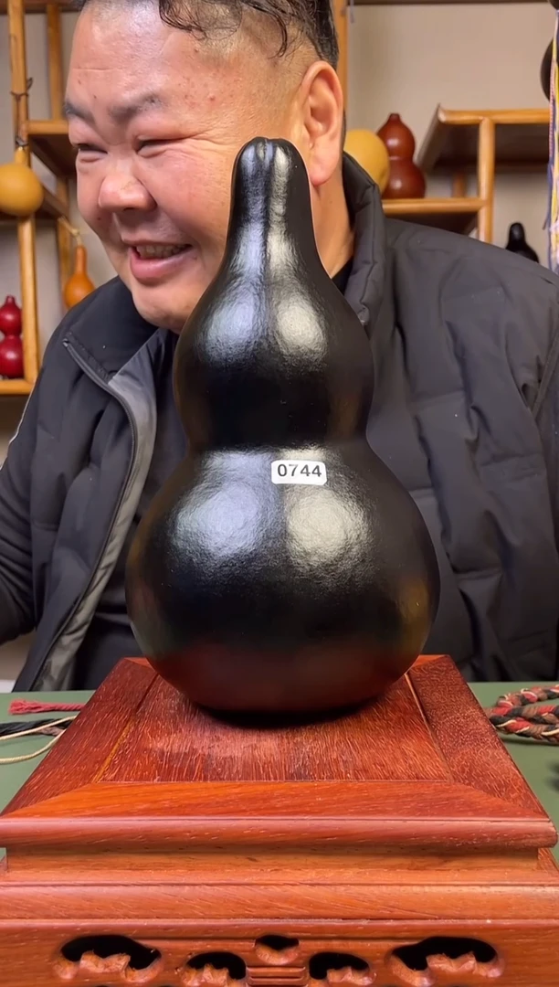 744大漆酒葫芦详询客服