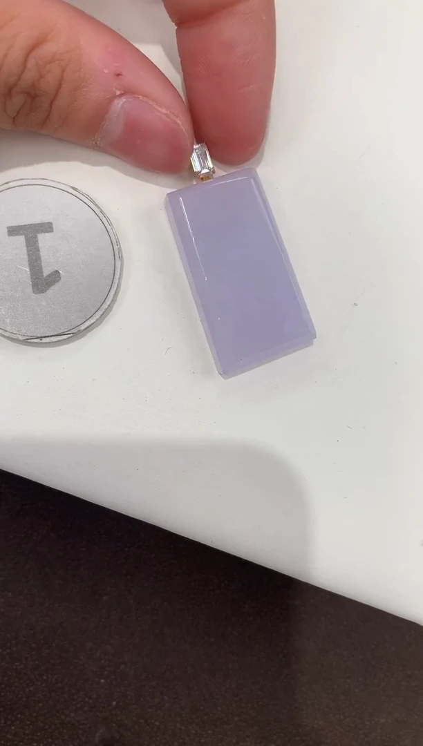 颈饰18K金镶嵌翡翠天然缅甸A货翡翠