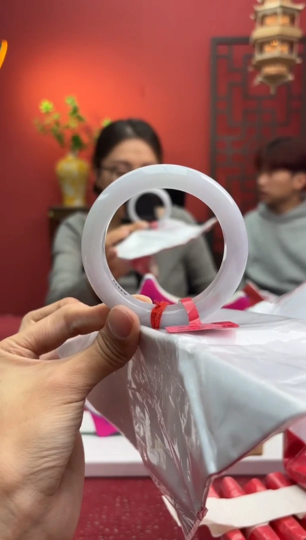 未镶嵌手镯翡翠翡翠手镯1