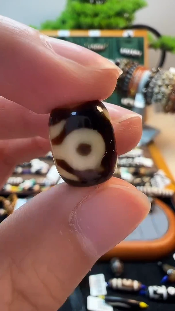 玛瑙/玉髓（覆膜）颈饰未镶嵌64（微瑕随机发货）