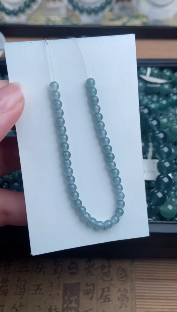 【闪购商品】翡翠手链未镶嵌多样性发货小米珠46颗卡3.8