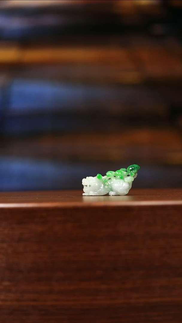 【闪购商品】定制翡翠未镶嵌貔貅