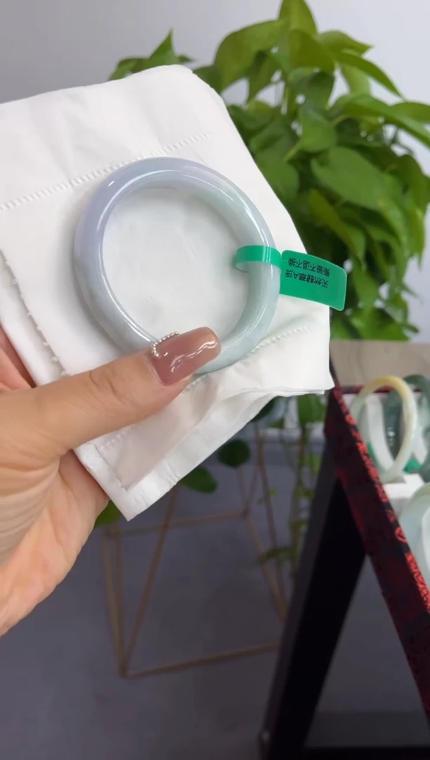 【闪购商品】翡翠手镯未镶嵌00009660