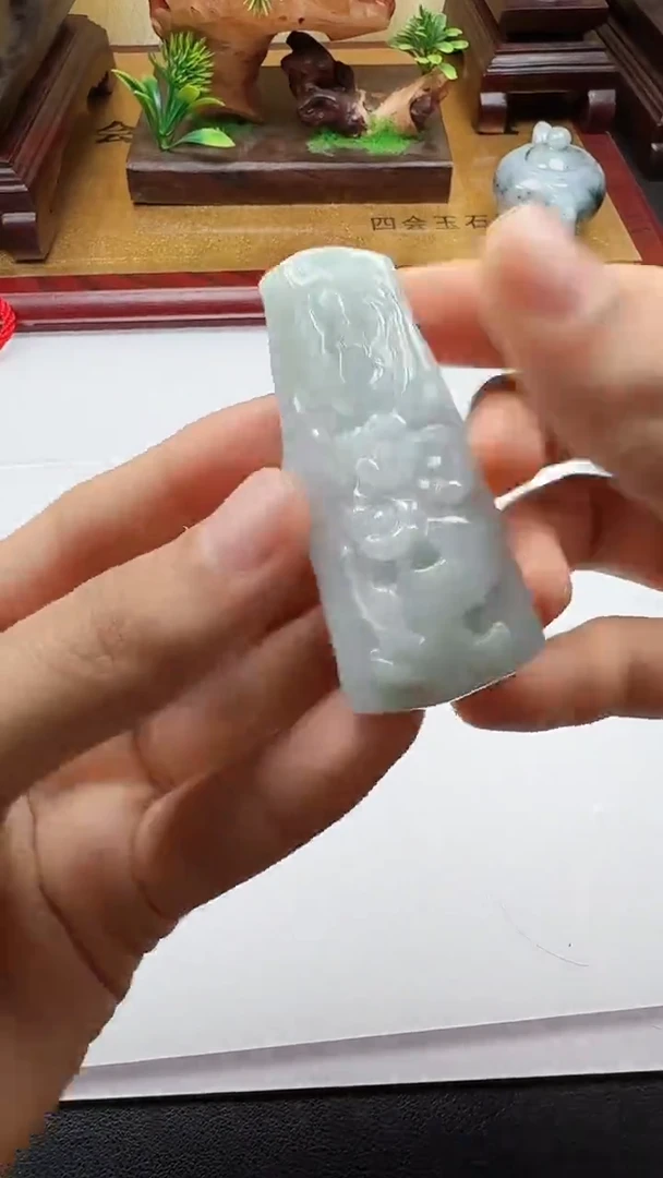 吊坠(不含链)未镶嵌翡翠1