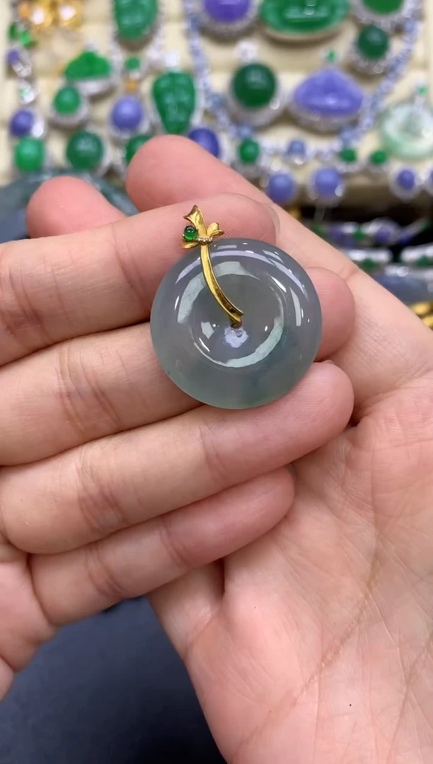 颈饰18K金镶嵌翡翠192-中国好珍宝