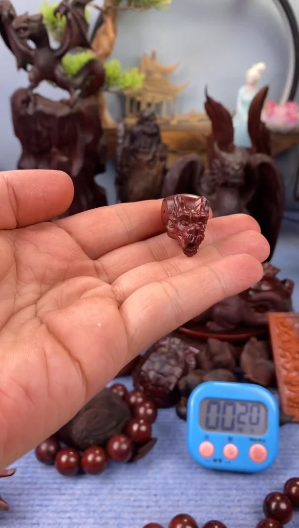 檀香紫檀（小叶紫檀）哈****吧龙头三通