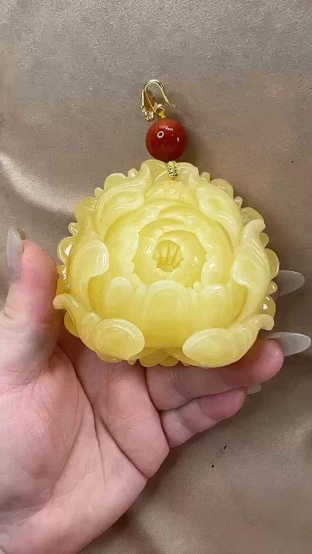 琥珀颈饰未镶嵌吊坠
