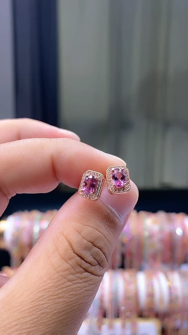 【闪购商品】碧玺耳钉银S925镶嵌15615615151565