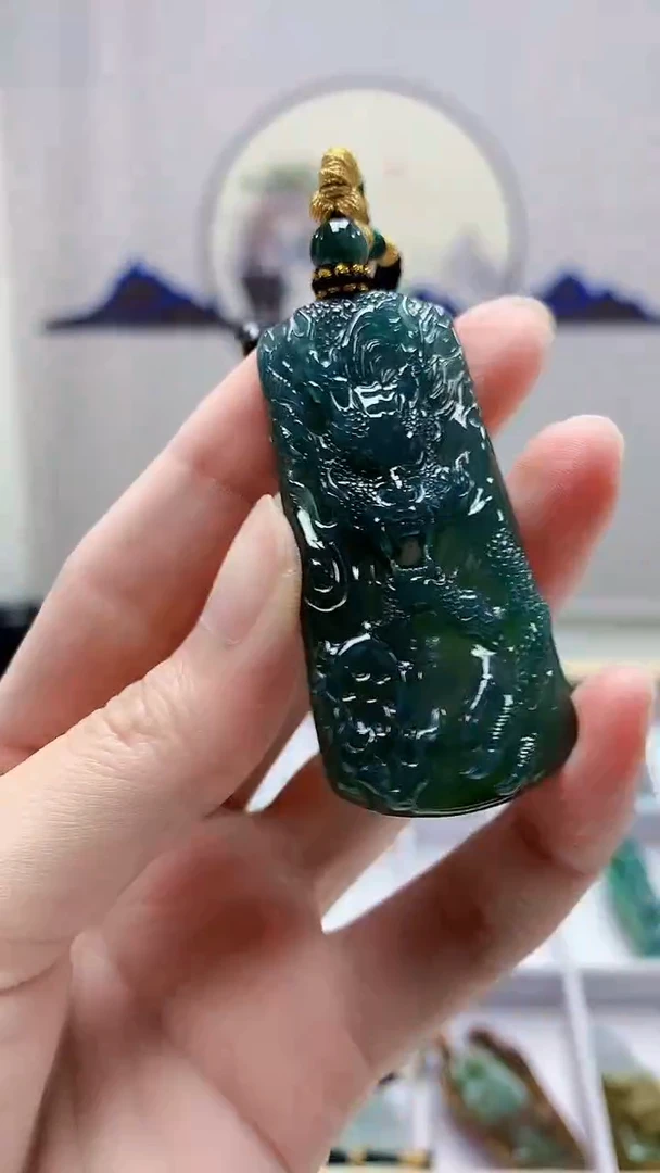 未镶嵌定制翡翠4898zm-毛货挂件76龙牌
