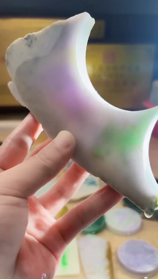 翡翠挂件未镶嵌A货张麦7708