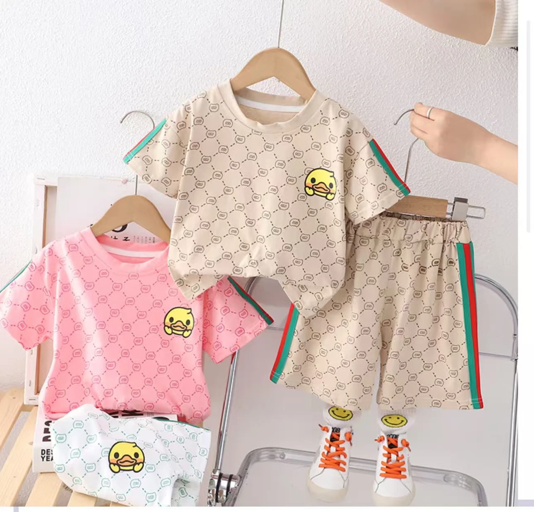 小黄鸭2025新款儿童夏季男童套装T恤短袖男孩网红酷帅两件套衣服